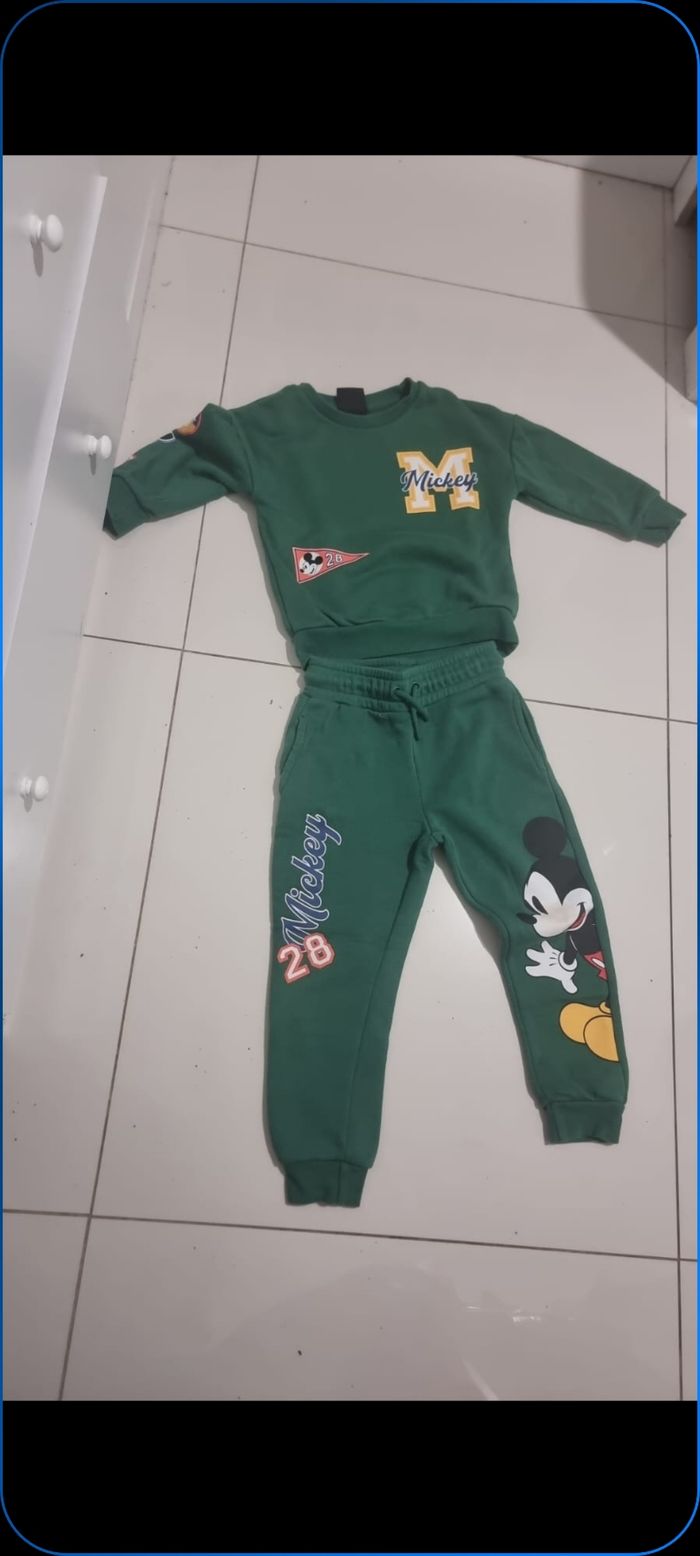 Ensemble pull et pantalon jogging disney by primark