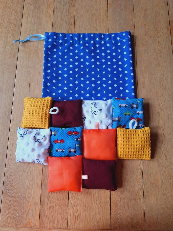 Montessori 10 coussins sensoriels