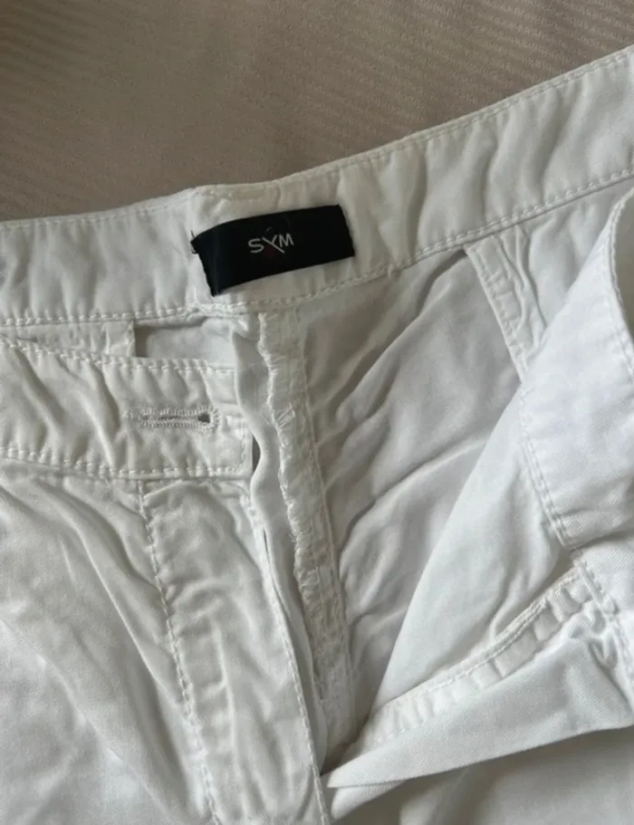 Short blanc sym taille xxxxl - photo numéro 3