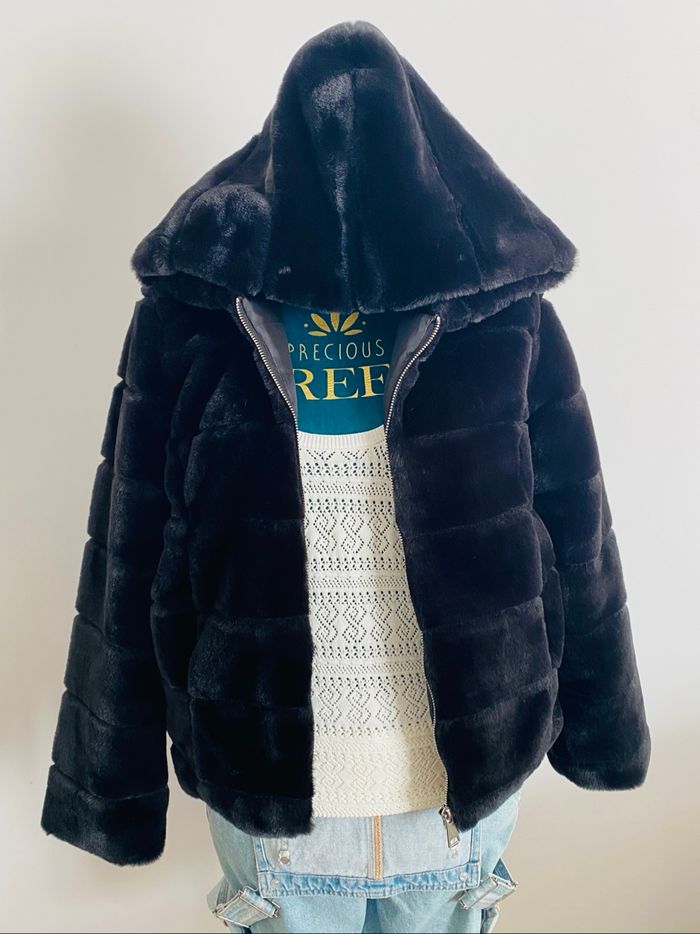 Veste Manteau Fausse Fourrure Toute Douce noire capuche - photo numéro 2