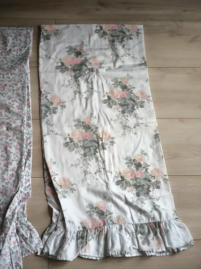 Lot de taies de traversins vintage motif floral - photo numéro 2