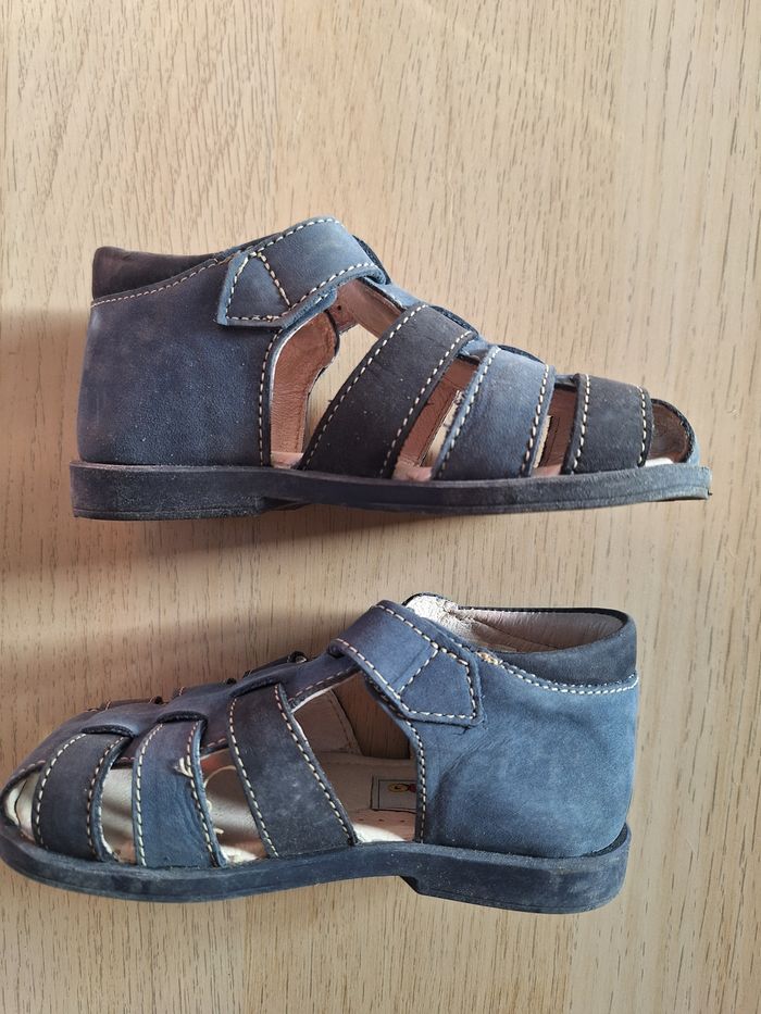 Sandales en cuir taille 25 Pihero, très bon état Couleur bleu/gris - photo numéro 5