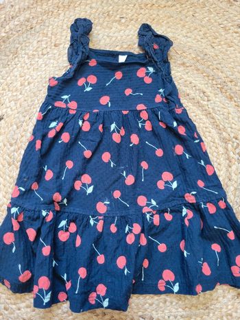 Robe cerises 18m