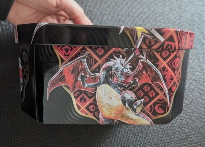 Pokémon pokebox dracaufeu + 30 cartes dont Salamèche et 15 reverses / holo - photo numéro 3