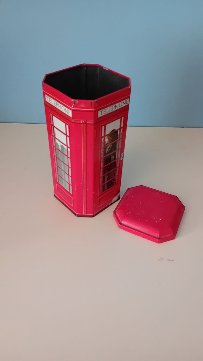 Boîte téléphonique londonienne - photo numéro 2
