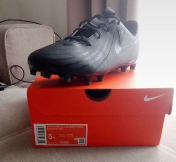 Crampon phantom nike