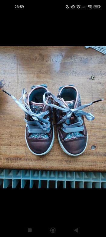 Tres belle paire de chaussures a