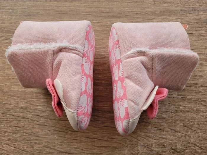 Chaussures Minnie en 0/6 mois - photo numéro 3