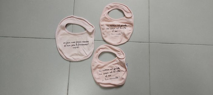 Lot bavoirs à scratch