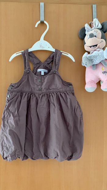 Robe bouffante couleur taupe taille 12 mois