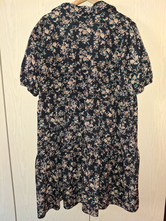 Robe noire à fleurs 2XL - photo numéro 2