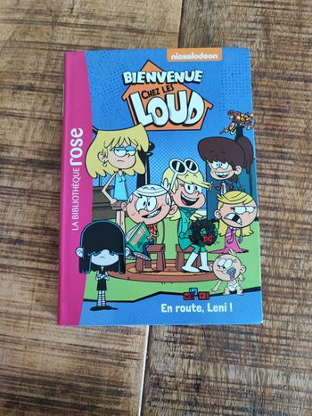 Livre bibliothèque rose bienvenue chez les loud