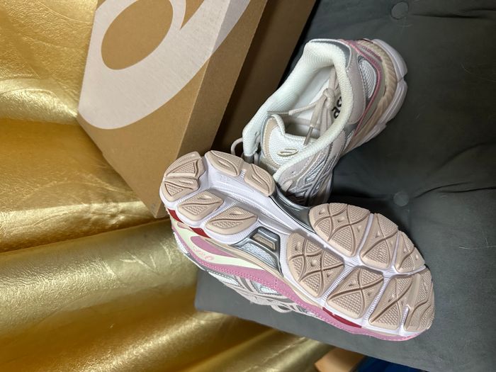 Baskets Asics GEL-NYC roses 37 - photo numéro 5