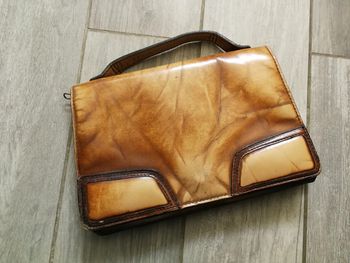 Sac à main vintage en cuir marron beige