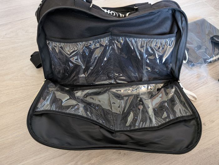 Sac à langer et accessoires - photo numéro 3