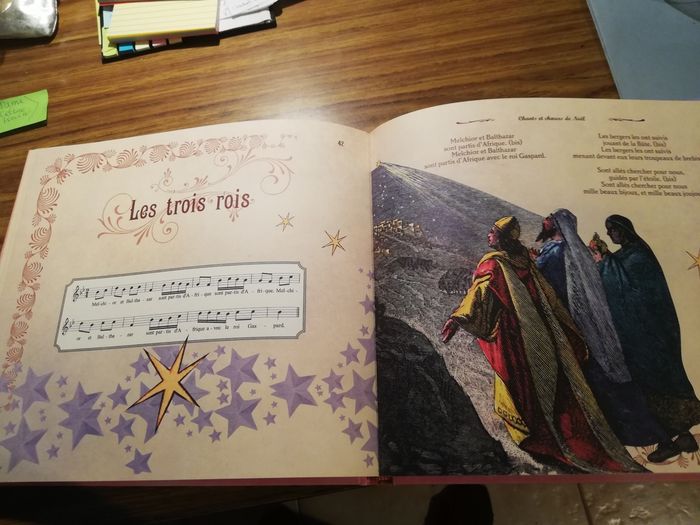 Livre rose - photo numéro 4