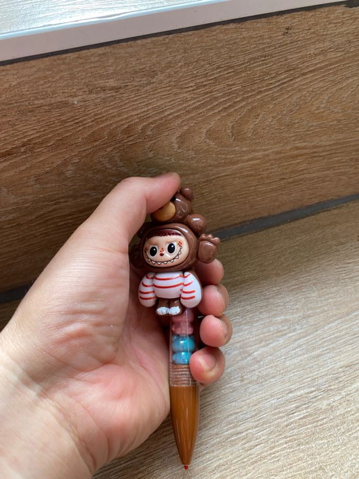 Stylo bleu - photo numéro 5