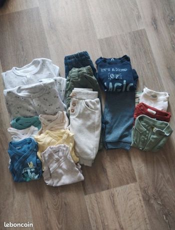 Lot de vêtements bébé garçon 1 mois