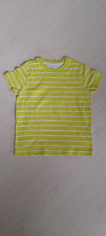 Tee-shirt T 4/6 ans ( 110/116)