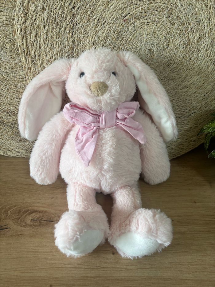 Doudou peluche lapin foulard rose atmosphera