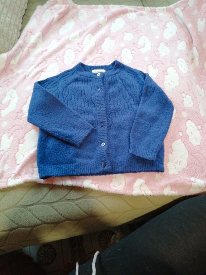 Très joli gilet bleu azur