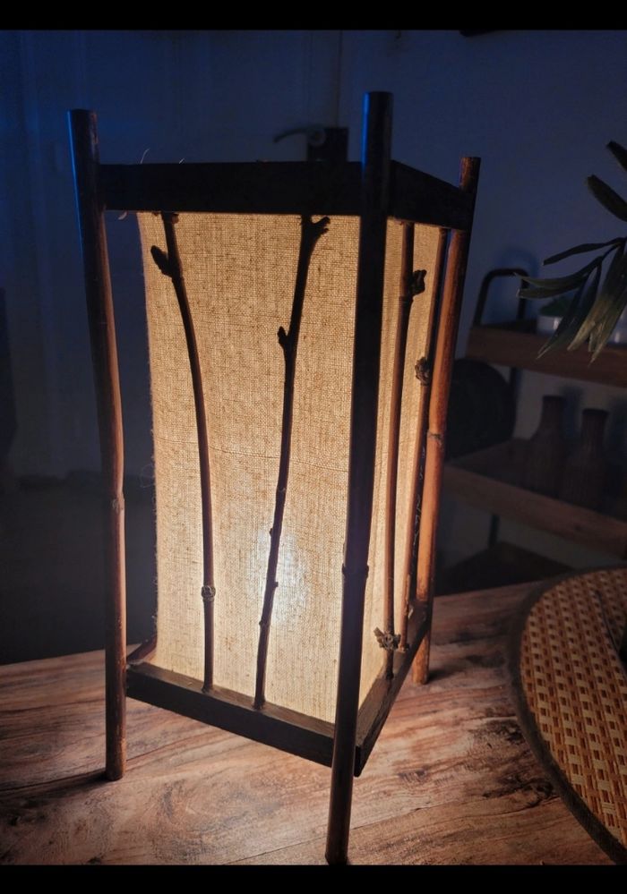 Lampe bois et tissus