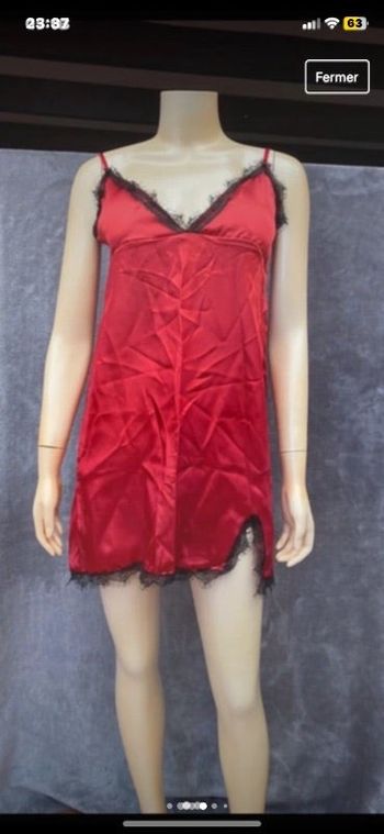 Nuisette rouge et noir dentelle taille L