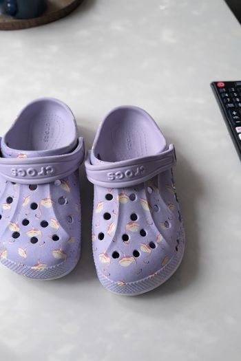 Crocs enfant c10 26/27 violet en très bon état presque neuf