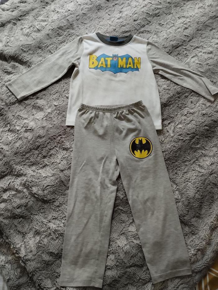 Pyjama 2 pièces Batman taille 4-5 ans