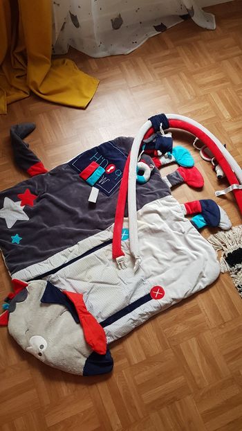 Tapis d'éveil sauthon