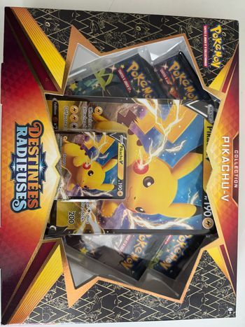 Coffret Pikachu V