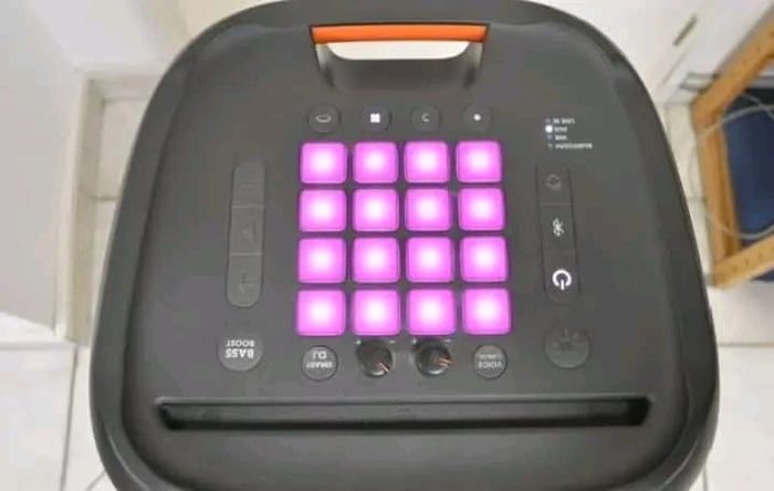 JBL Partybox 1000 - photo numéro 4