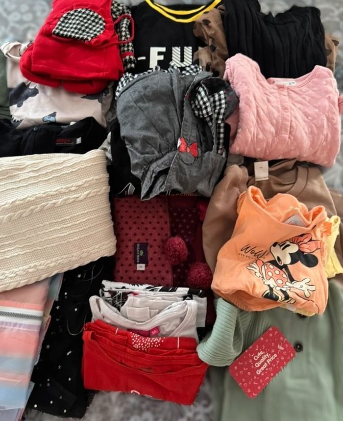 Lot pour revendeur 30 vêtements environ MIXTE toutes tailles