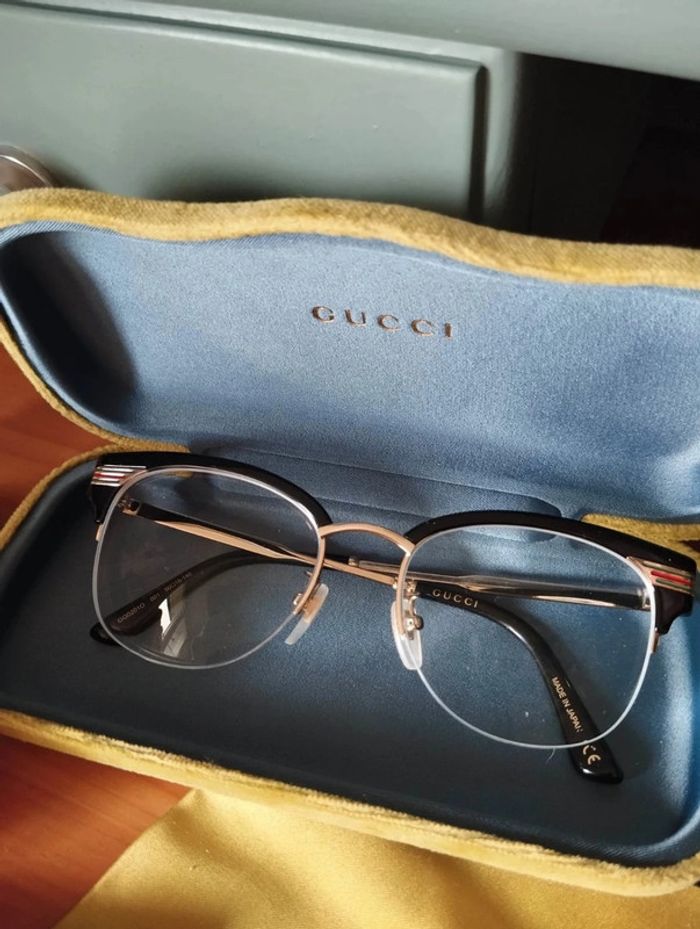 🌹Très Chic Monture Gucci Black & Gold 🌹 - photo numéro 8