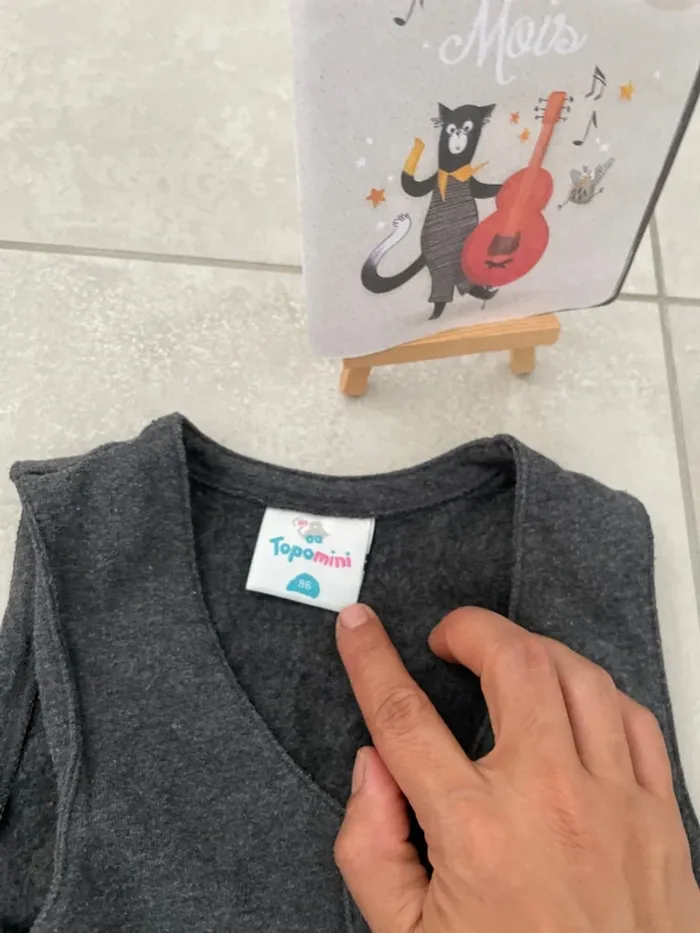 Gilet sans manche avec tee-shirt - photo numéro 5