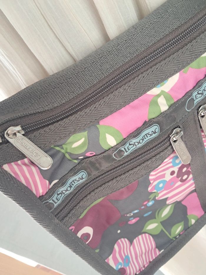 LeSportsac sac à main voyage bandoulière en tbe - photo numéro 4