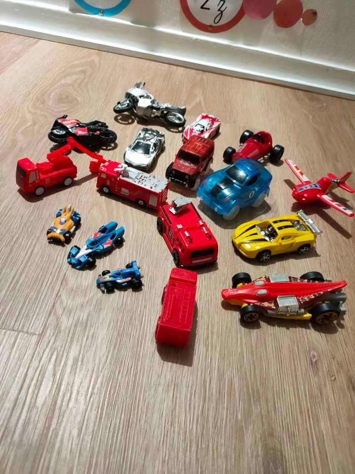 Lot voiture et autres véhicules - photo numéro 2