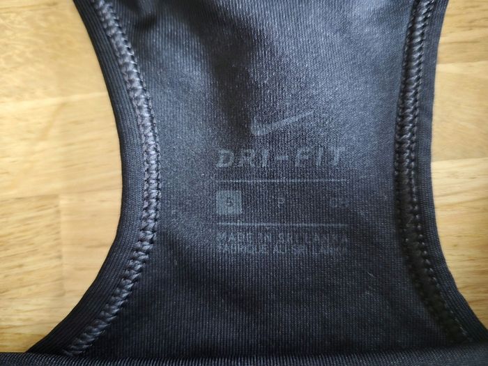 Brassière noire Nike DRI-FIT taille S - photo numéro 3