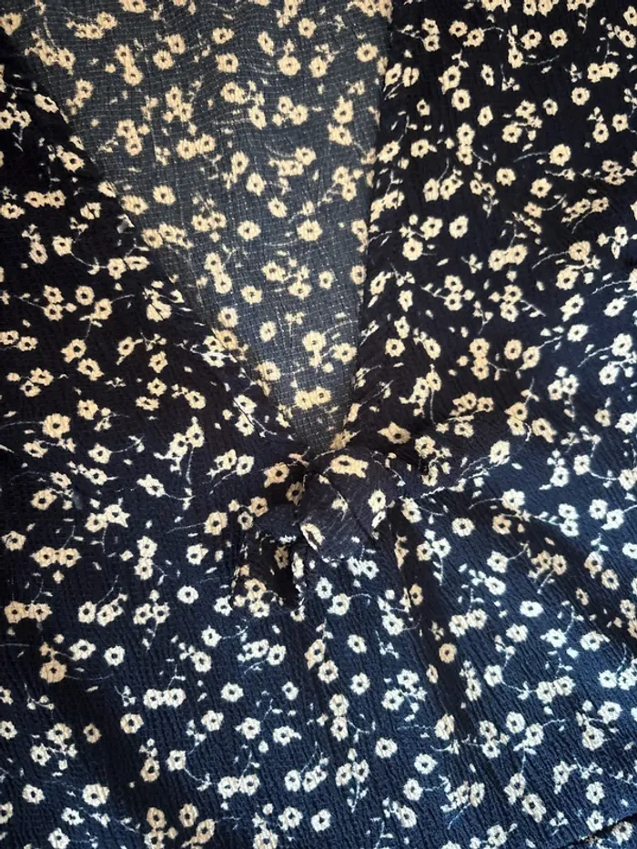 Robe Jennyfer – Bleu à fleurs blanches – Décolleté – Taille XS - photo numéro 6