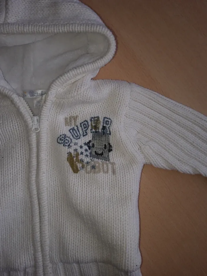 Gilet à capuche 3 mois - photo numéro 2