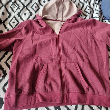 Gilet à  capuche bordeaux sans étiquette Décathlon bordeaux rosé xl