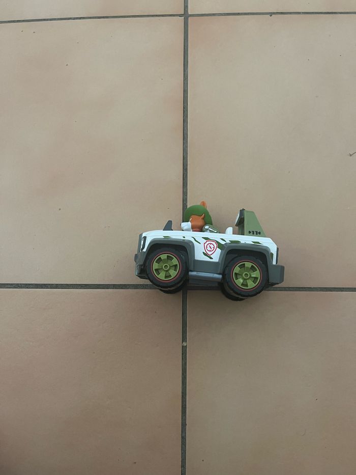 Voiture tracker pat patrouille