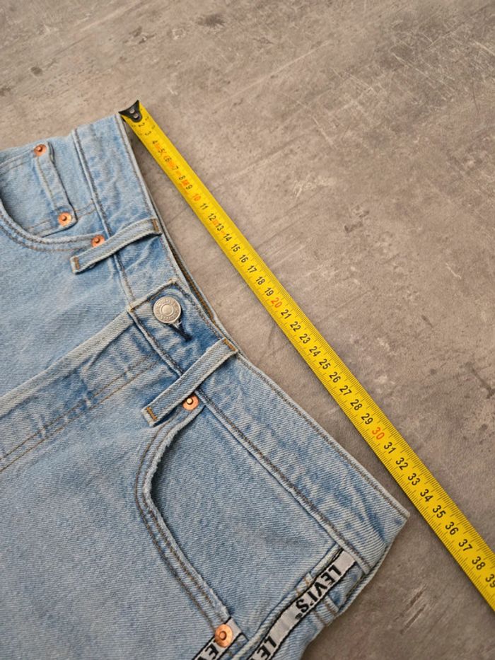 Short Levi's 501 vintage custom délavé bandes logo taille haute frangée tendance - photo numéro 9