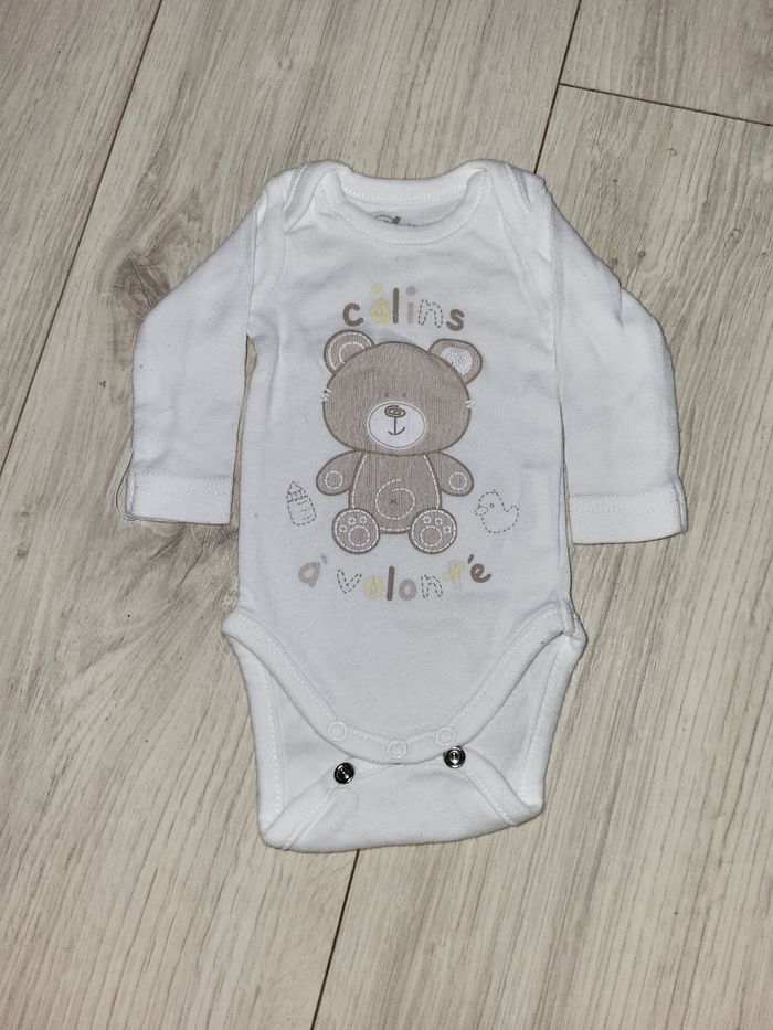 Lot 9 body naissance