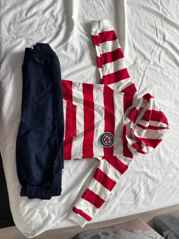 Ensemble pull et jogging 3ans