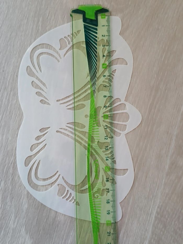 Masque pochoir enfant - photo numéro 2