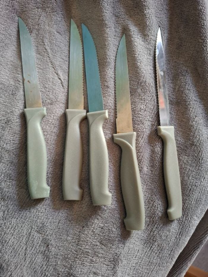 Lots de 5 couteaux à steack