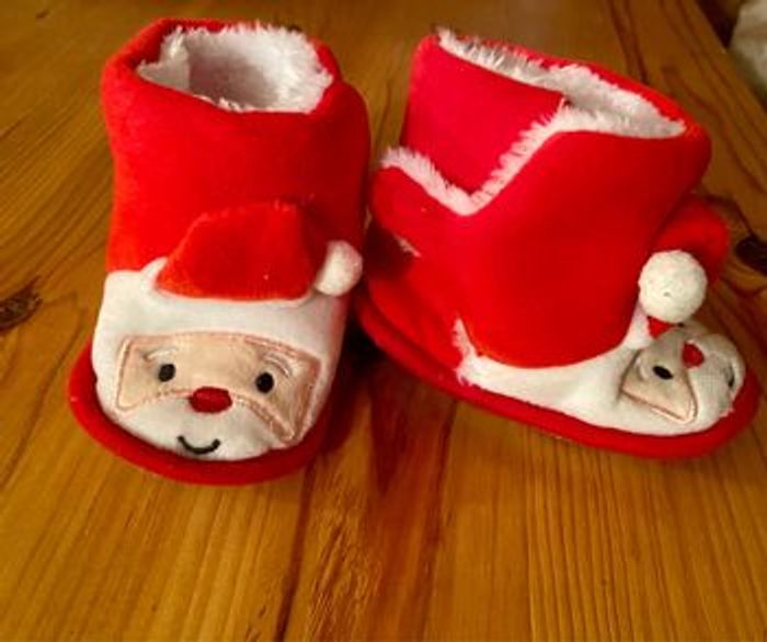 Chaussons chauds père noël fourrés