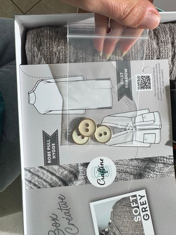 Craftine box du mois d’octobre 2025 gilet Shadow et robe Hygge