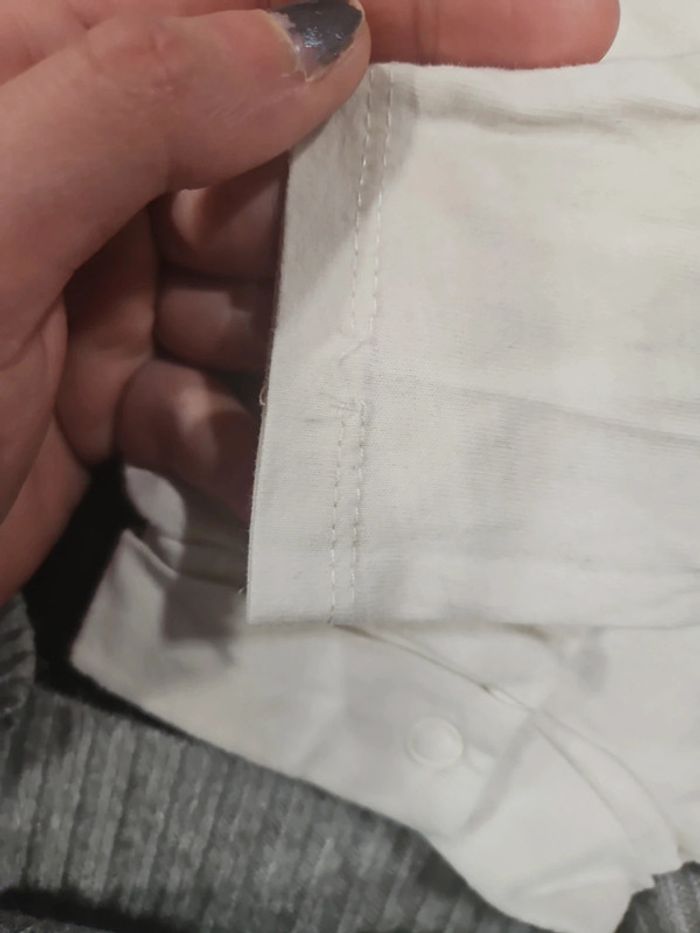 Tee shirt blanc - photo numéro 4